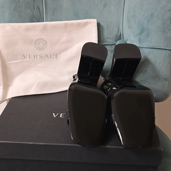 Versace Slingback Heels - Picture 4 of 7